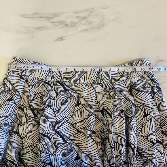 Loft 100% Linen Circle Skirt Black White Leaf Print Pleated Pockets Size 12 - Picture 10 of 10